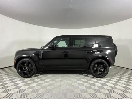 2025 Land Rover Defender X-Dynamic SE