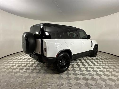 2023 Land Rover Defender 110 S
