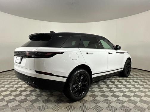 2026 Land Rover Range Rover Velar P250 SE R-Dynamic