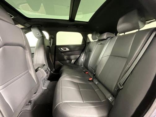 Varesine Blue Metallic 2026 Land Rover Range Rover Velar P250 SE R-Dynamic