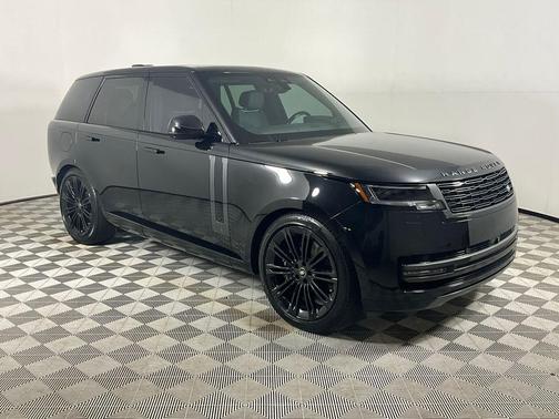 Black 2025 Land Rover Range Rover P530 SE