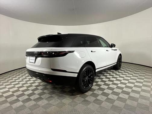 2026 Land Rover Range Rover Velar P250 SE R-Dynamic