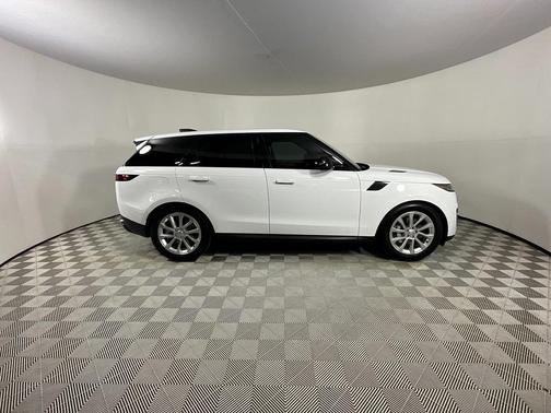2023 Land Rover Range Rover Sport SE