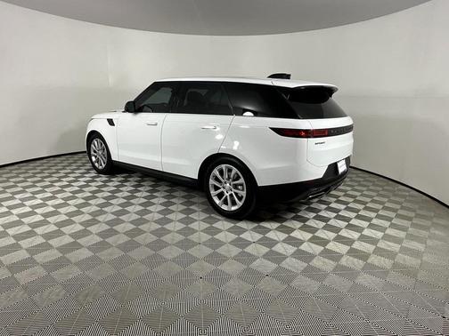 2023 Land Rover Range Rover Sport SE