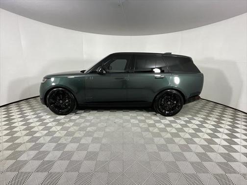 2023 Land Rover Range Rover P400 SE