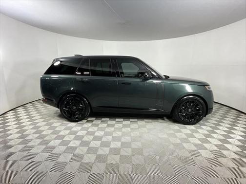2023 Land Rover Range Rover P400 SE