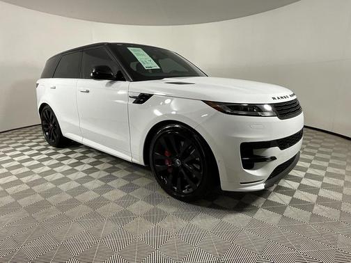 2025 Land Rover Range Rover Sport SE