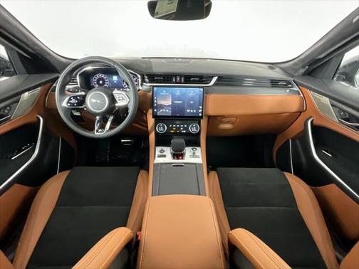2026 Jaguar F-PACE SVR P550 AWD Automatic