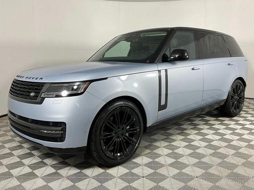 2026 Land Rover Range Rover P400 SE 7 Seat