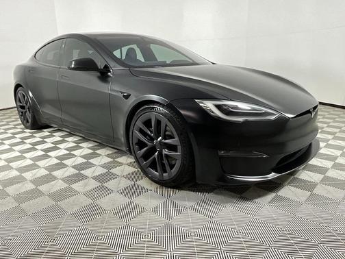 2022 Tesla Model S Plaid