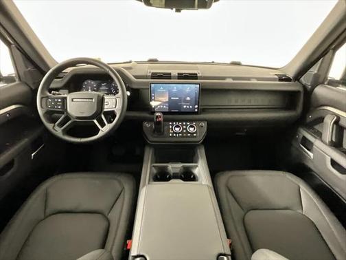 2025 Land Rover Defender 110 P500 X-Dynamic SE