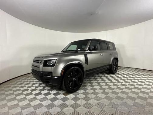 2025 Land Rover Defender 110 P500 X-Dynamic SE