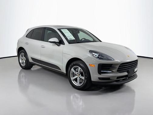 Grey 2021 Porsche Macan Macan