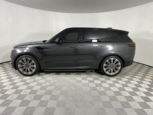 2023 Land Rover Range Rover Sport SE