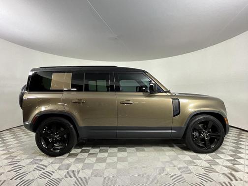 2020 Land Rover Defender 110 HSE