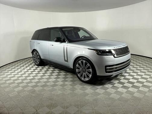 2023 Land Rover Range Rover P530 SE