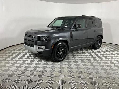 2025 Land Rover Defender 110 P300