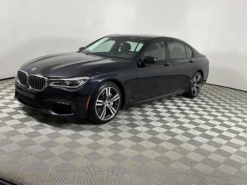 2019 BMW 750 I