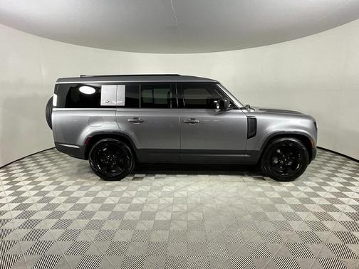 2024 Land Rover Defender 130 P400 S