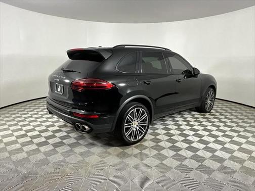2017 Porsche Cayenne S