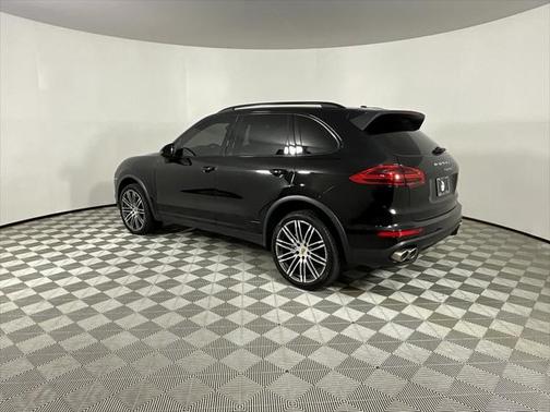 2017 Porsche Cayenne S