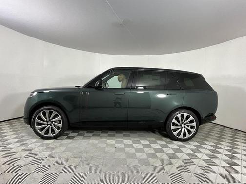 2025 Land Rover Range Rover P530 SE 7 Seat
