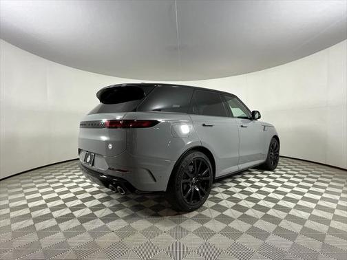 2025 Land Rover Range Rover Sport P635 SV Edition Two