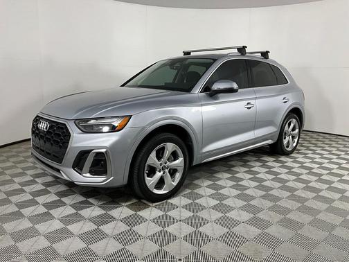 2022 Audi Q5 45 S line Premium Plus