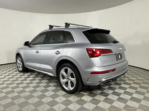 2022 Audi Q5 45 S line Premium Plus