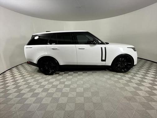2023 Land Rover Range Rover P400 SE