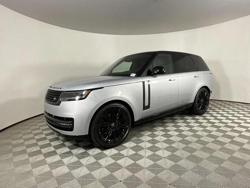 2025 Land Rover Range Rover P400 SE