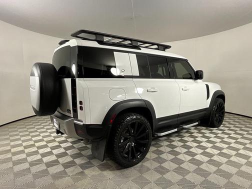 2023 Land Rover Defender 110 S