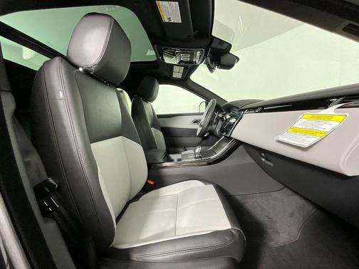 2026 Land Rover Range Rover Velar P400 Dynamic SE