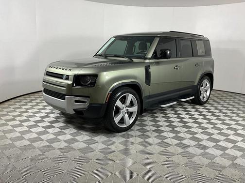 2023 Land Rover Defender 110 SE