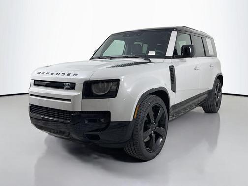 Borasco Grey Metallic 2026 Land Rover Defender P400 X-Dynamic SE
