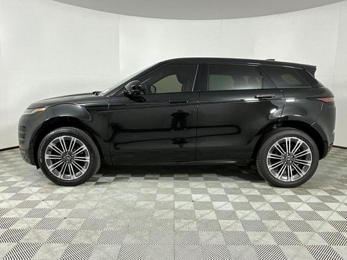 2026 Land Rover Range Rover Evoque Dynamic SE