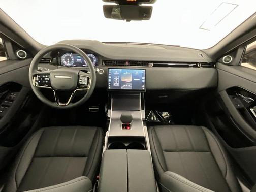 2026 Land Rover Range Rover Evoque Dynamic SE
