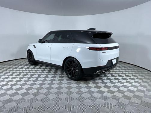 2023 Land Rover Range Rover Sport SE