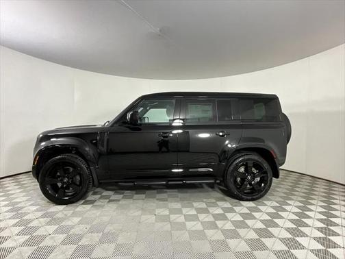 2025 Land Rover Defender 110 P500 X-Dynamic SE