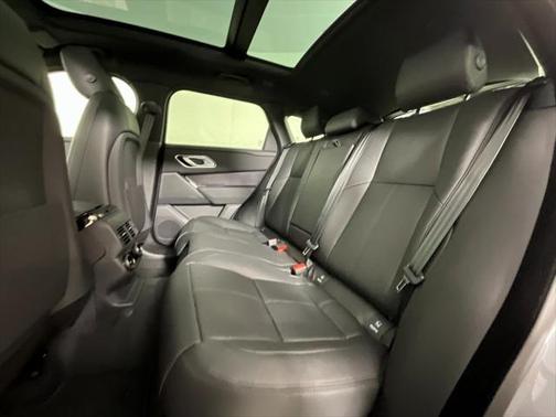 2026 Land Rover Range Rover Velar P250 SE R-Dynamic