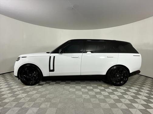2023 Land Rover Range Rover P400 SE