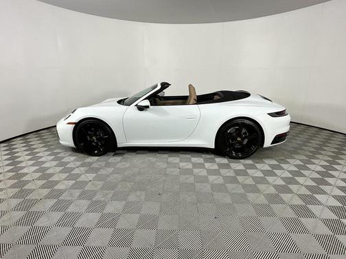2024 Porsche 911 Carrera