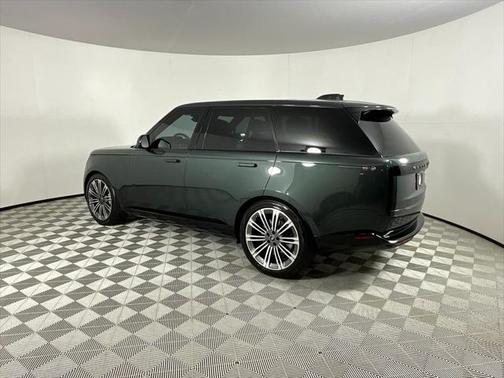 2023 Land Rover Range Rover P530 SE