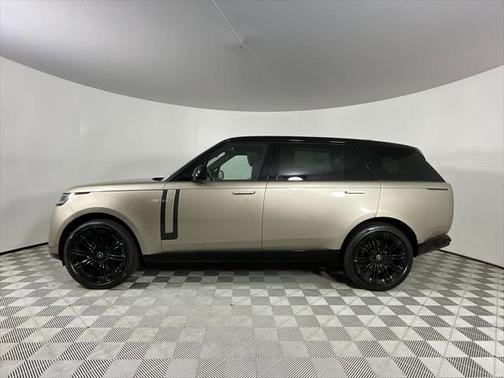 2025 Land Rover Range Rover P400 SE 7 Seat