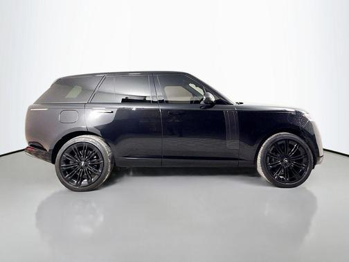 Santorini Black Metallic 2025 Land Rover Range Rover P530 SE
