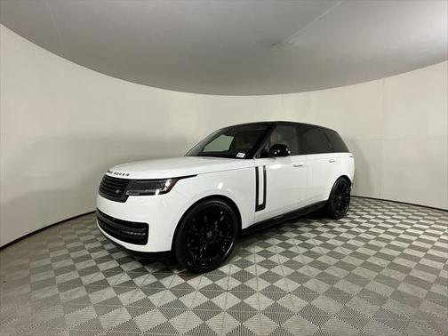 2025 Land Rover Range Rover P530 SE