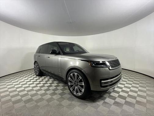 2023 Land Rover Range Rover P530 SE