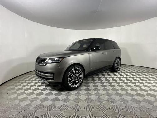 2023 Land Rover Range Rover P530 SE