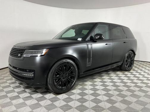 2026 Land Rover Range Rover P530 SE