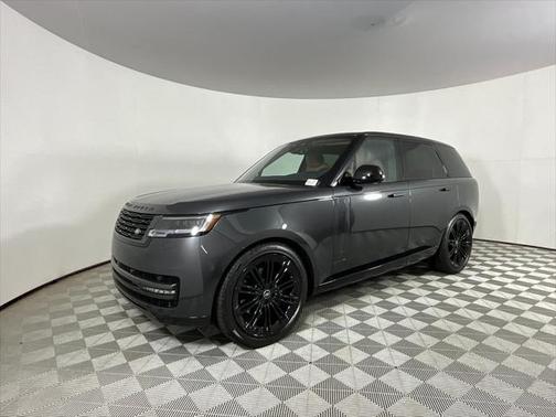 2025 Land Rover Range Rover P400 SE